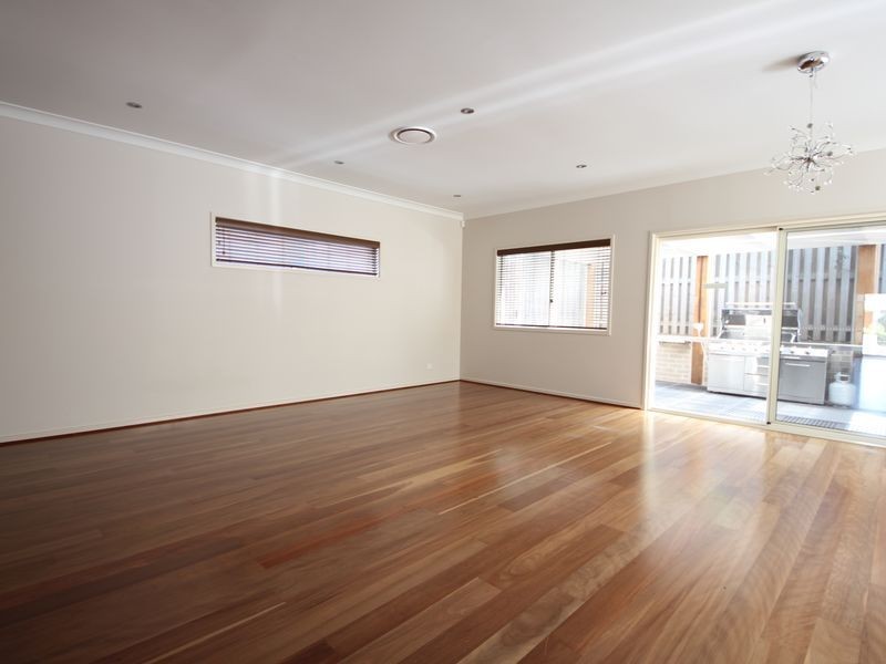 38 Forrestal Circuit, North Lakes QLD 4509