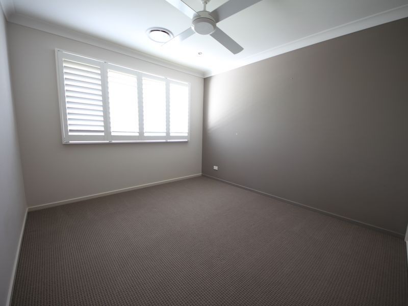 38 Forrestal Circuit, North Lakes QLD 4509