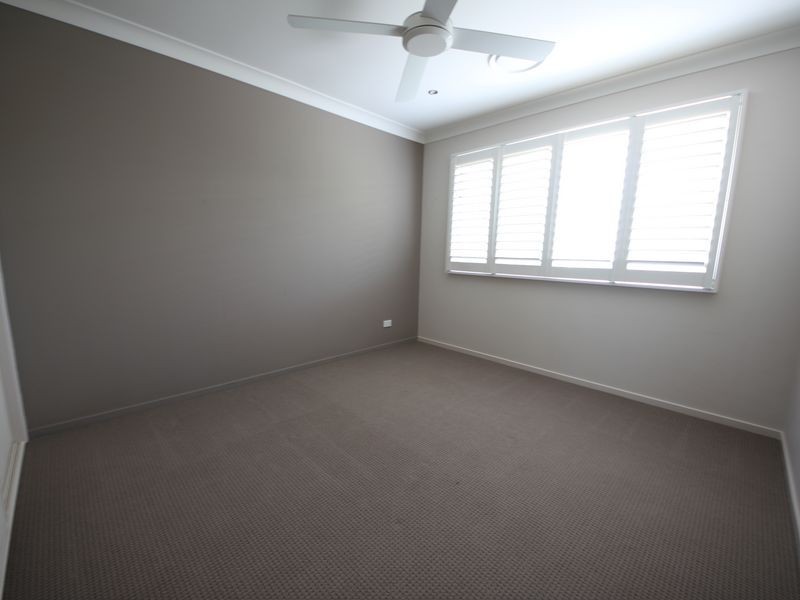 38 Forrestal Circuit, North Lakes QLD 4509