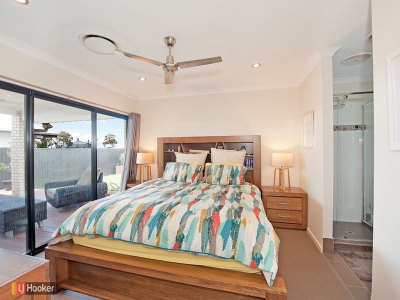 76 Sears Parade, North Lakes QLD 4509