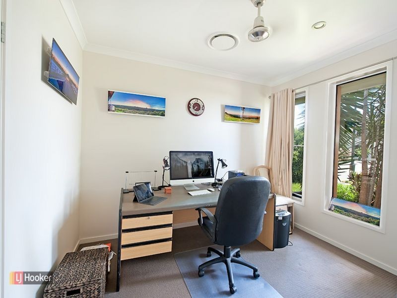 76 Sears Parade, North Lakes QLD 4509