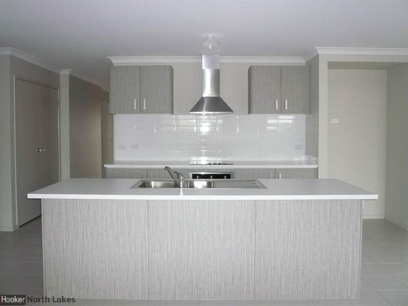 North Lakes QLD 4509