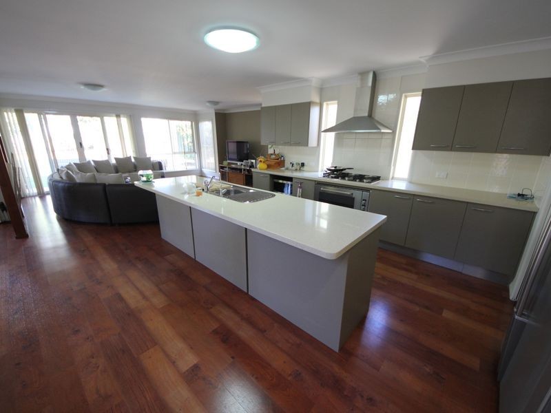 31 Captain Cook Parade, Deception Bay QLD 4508