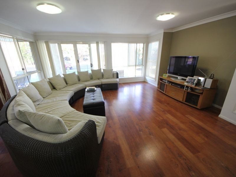 31 Captain Cook Parade, Deception Bay QLD 4508