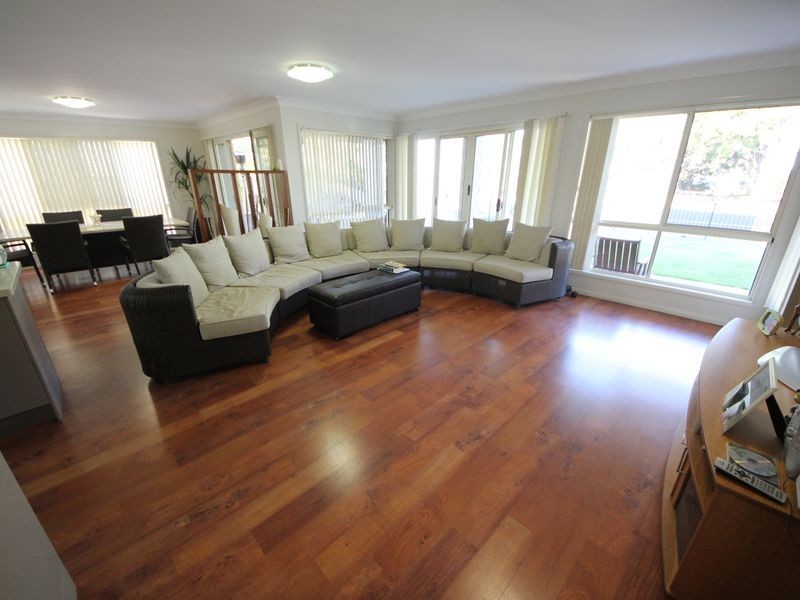 31 Captain Cook Parade, Deception Bay QLD 4508