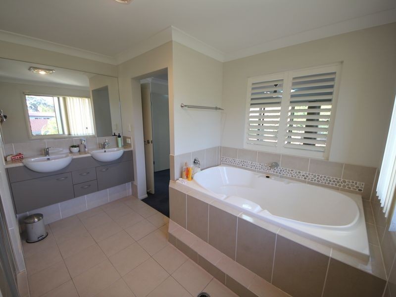 31 Captain Cook Parade, Deception Bay QLD 4508