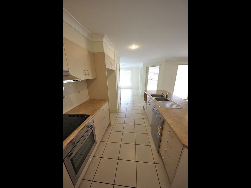 27 Lennon Boulevard, Narangba QLD 4504