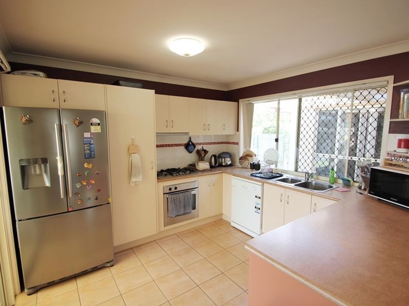 2 Ulysses Street, Kallangur QLD 4503