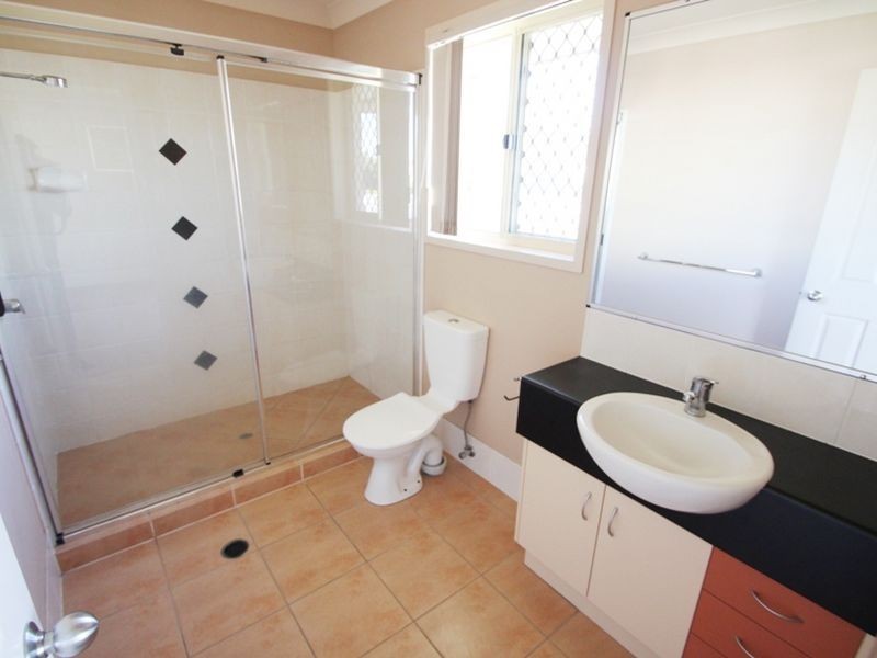 2 Ulysses Street, Kallangur QLD 4503