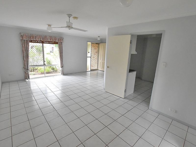 3 Brolga Ave, Kallangur QLD 4503