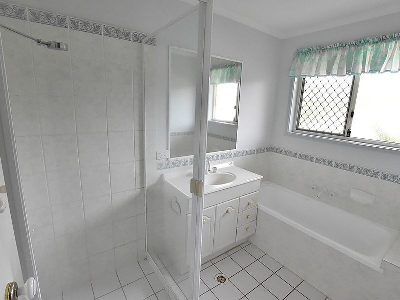 3 Brolga Ave, Kallangur QLD 4503