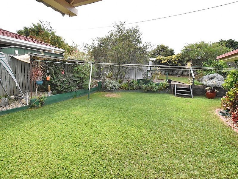 3 Brolga Ave, Kallangur QLD 4503