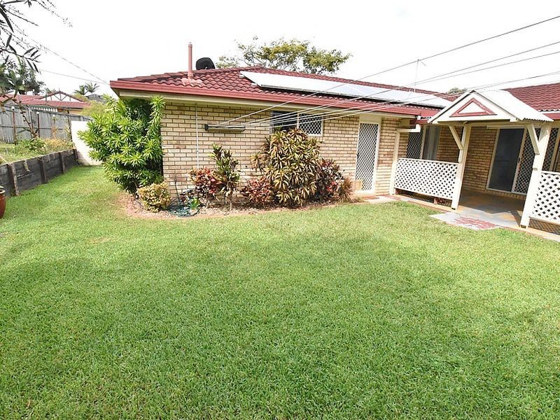 3 Brolga Ave, Kallangur QLD 4503