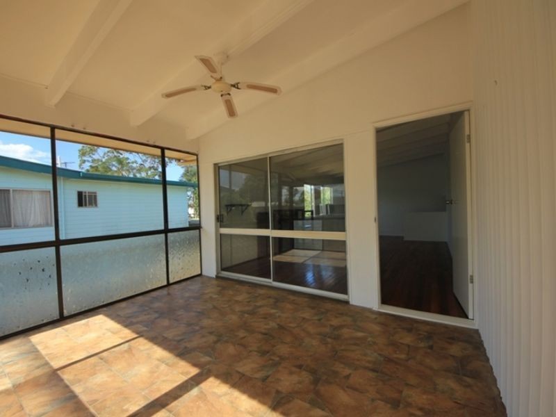 7 Garnet Avenue, Kallangur QLD 4503