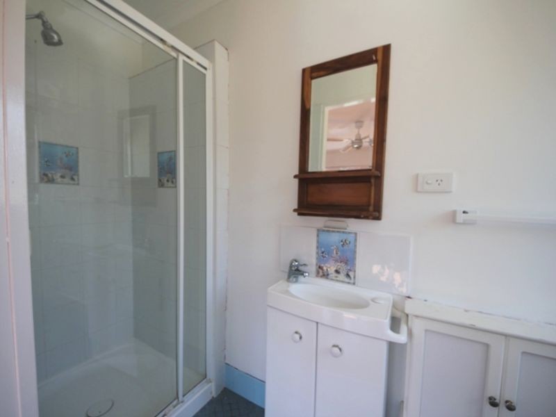 7 Garnet Avenue, Kallangur QLD 4503