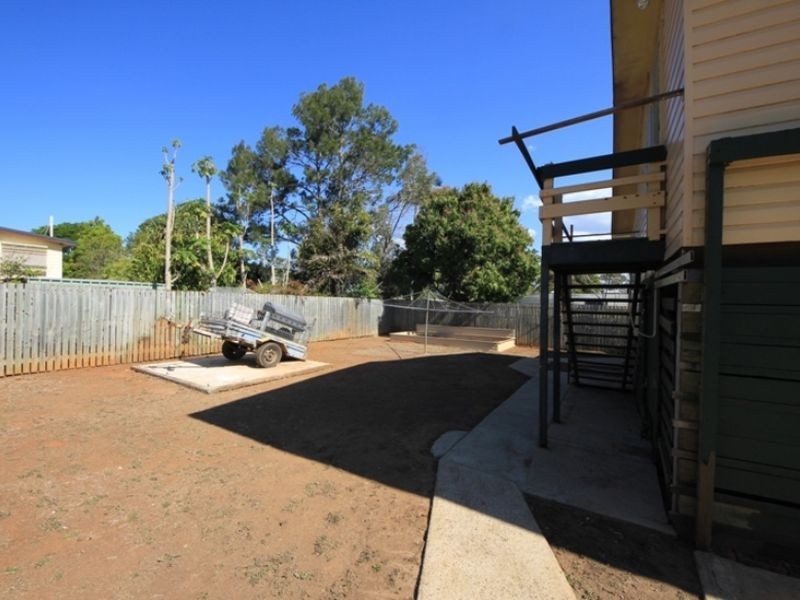 7 Garnet Avenue, Kallangur QLD 4503