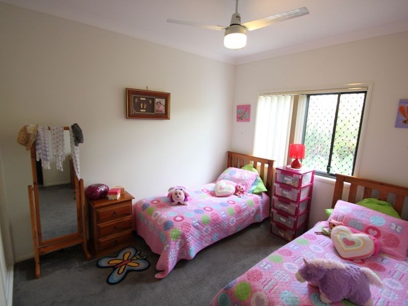 25 Wombat Parade, North Lakes QLD 4509