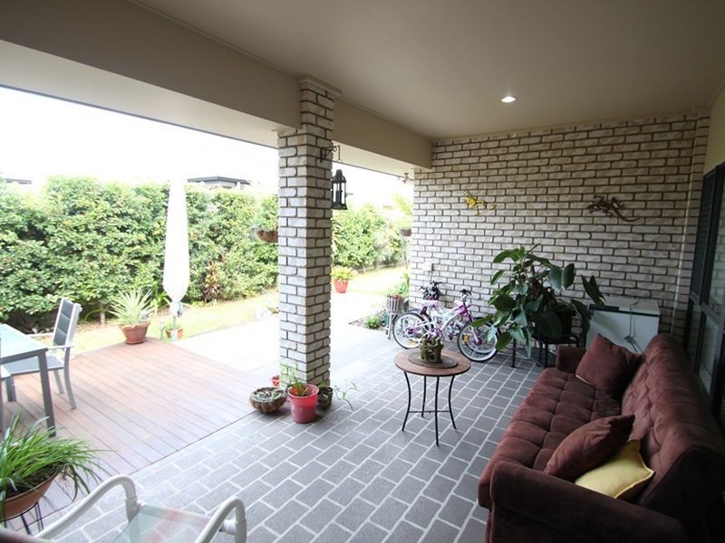 25 Wombat Parade, North Lakes QLD 4509