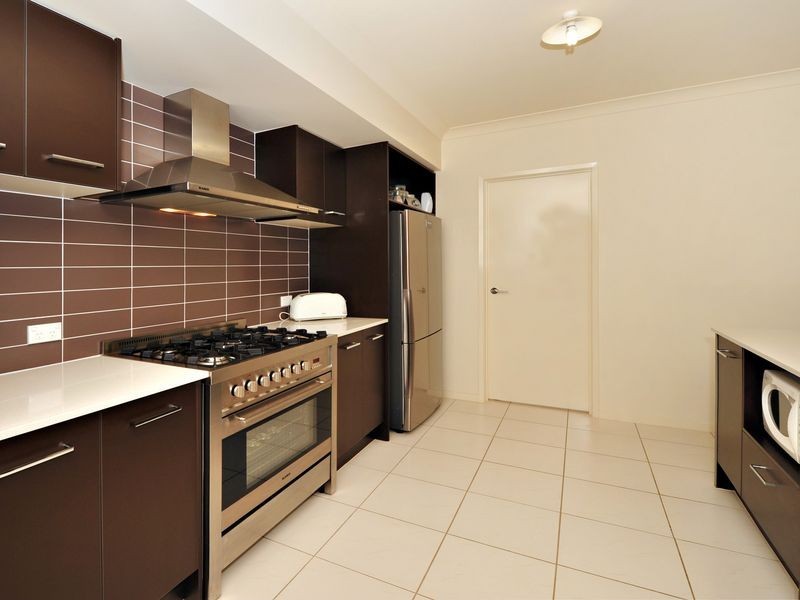 50 Topaz Drive, Mango Hill QLD 4509