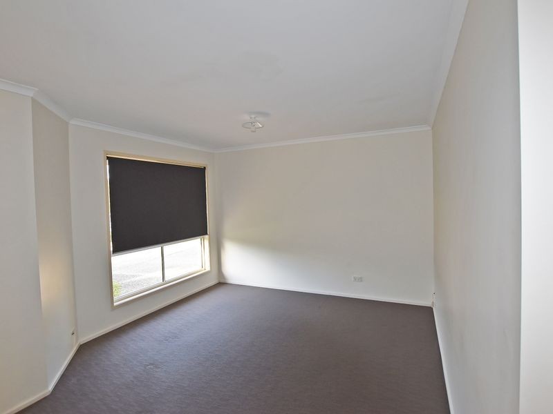 11 Sandalwood Street, Narangba QLD 4504