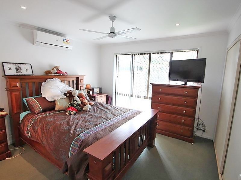 16 Lillypilly Court, Kallangur QLD 4503