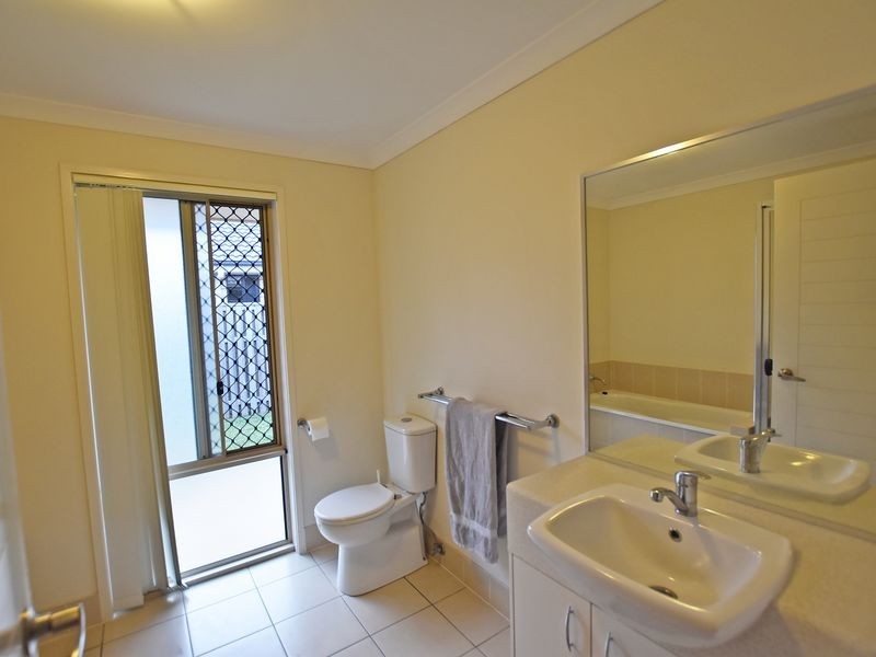 6 Central Green Drive, Narangba QLD 4504