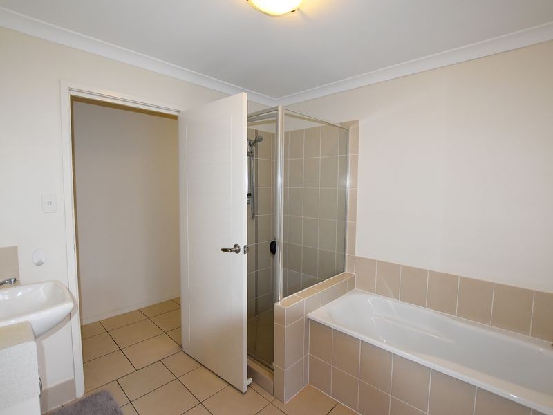 6 Central Green Drive, Narangba QLD 4504