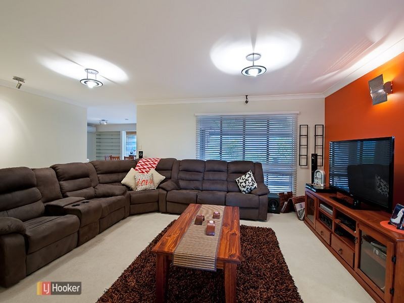 4 Crawford Street, North Lakes QLD 4509