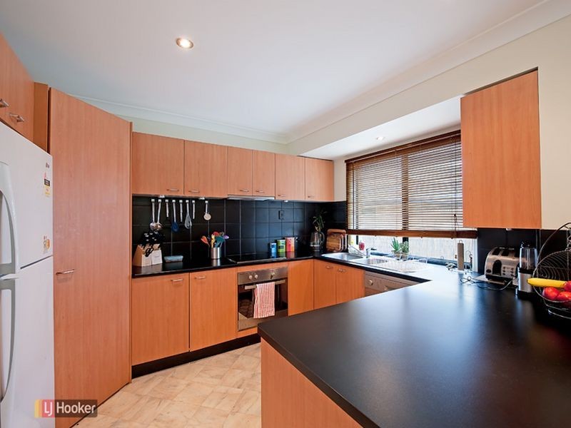 4 Crawford Street, North Lakes QLD 4509