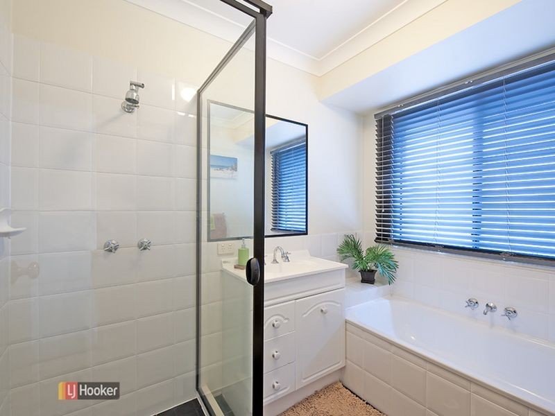 4 Crawford Street, North Lakes QLD 4509