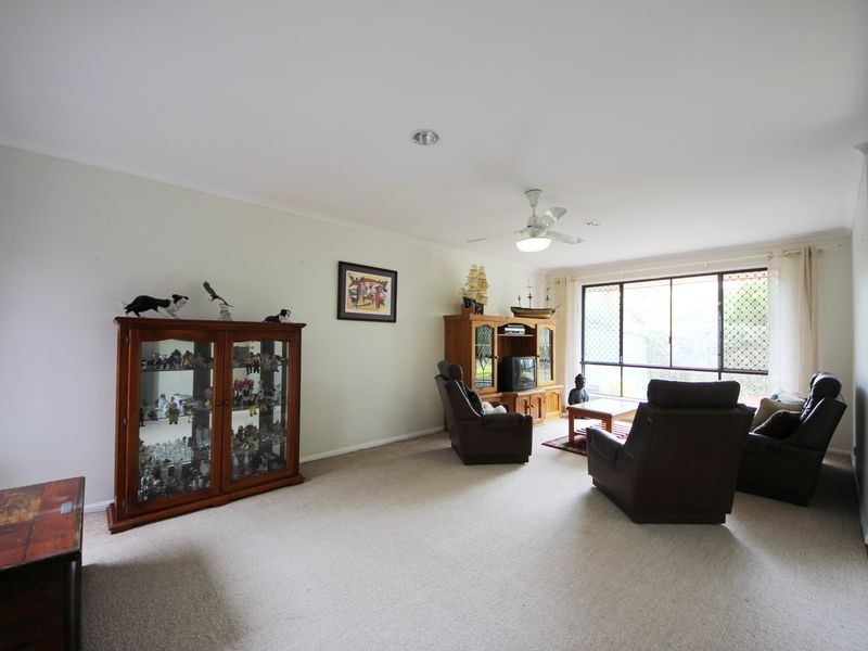 64 Bristlebird Drive, Morayfield QLD 4506