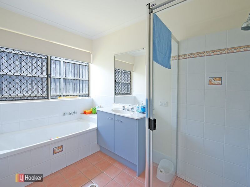 22 Davenport Parade, North Lakes QLD 4509