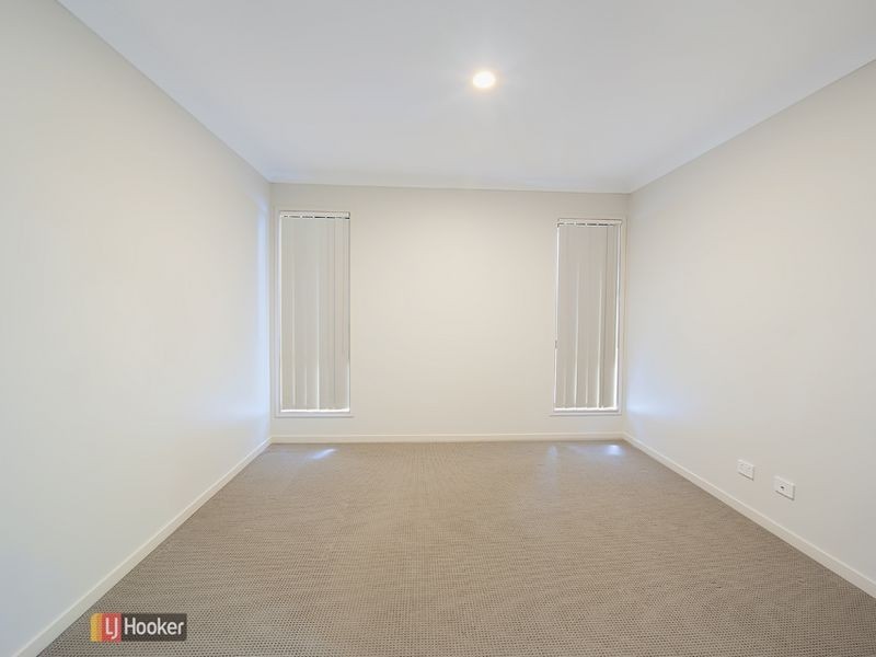 7 Nina Crescent, North Lakes QLD 4509