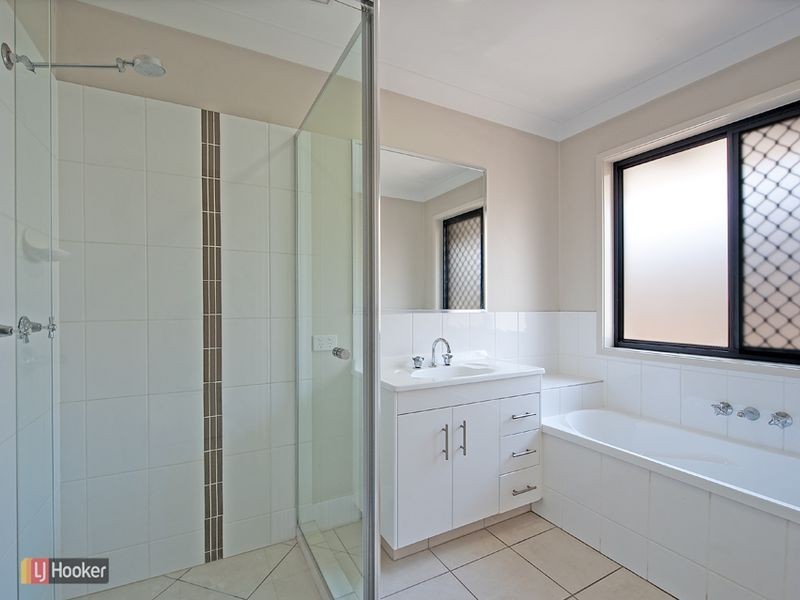 7 Nina Crescent, North Lakes QLD 4509