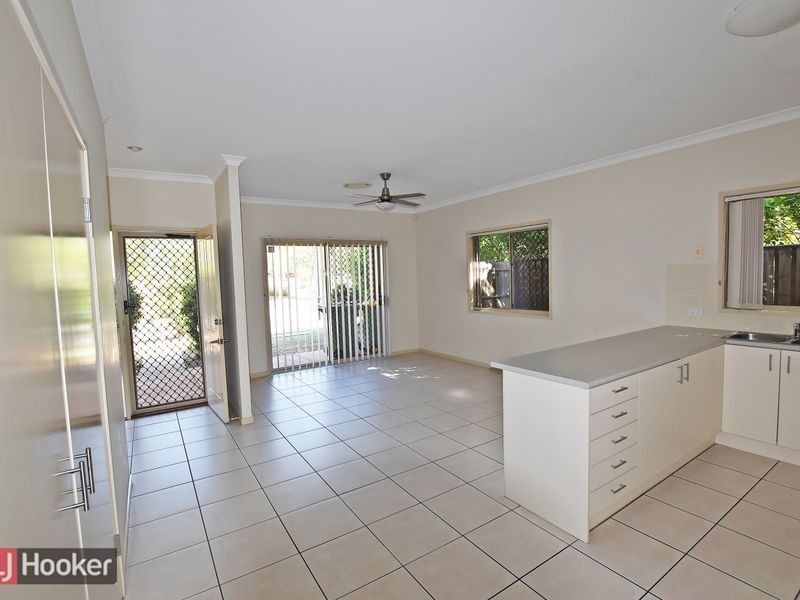 5 Kurrajong Circuit, North Lakes QLD 4509