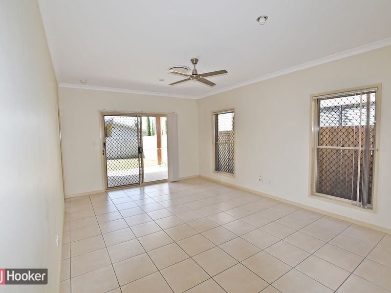 5 Kurrajong Circuit, North Lakes QLD 4509