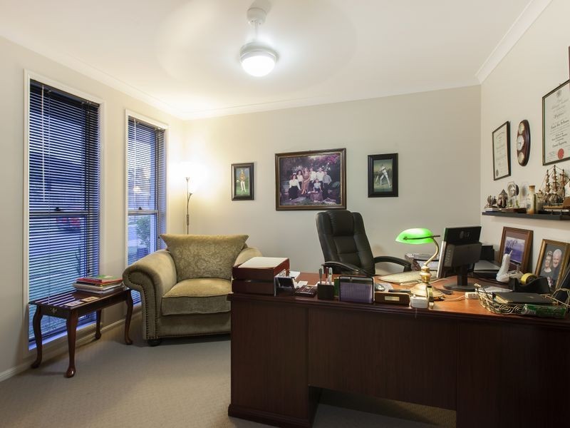 28 Magnetic Terrace, North Lakes QLD 4509