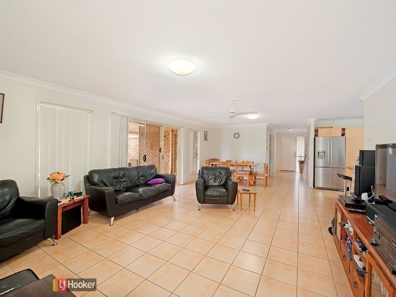 4 Peachester Court, Deception Bay QLD 4508