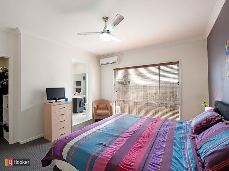 77 Sears Parade, North Lakes QLD 4509