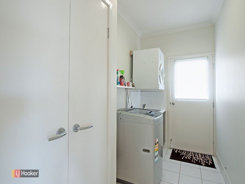 77 Sears Parade, North Lakes QLD 4509