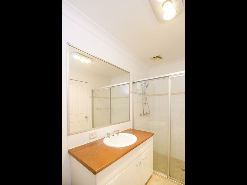 4 Copper Crescent, Griffin QLD 4503