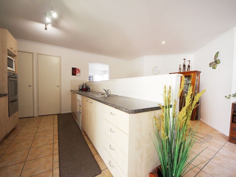 17 Breakwater Court, Deception Bay QLD 4508