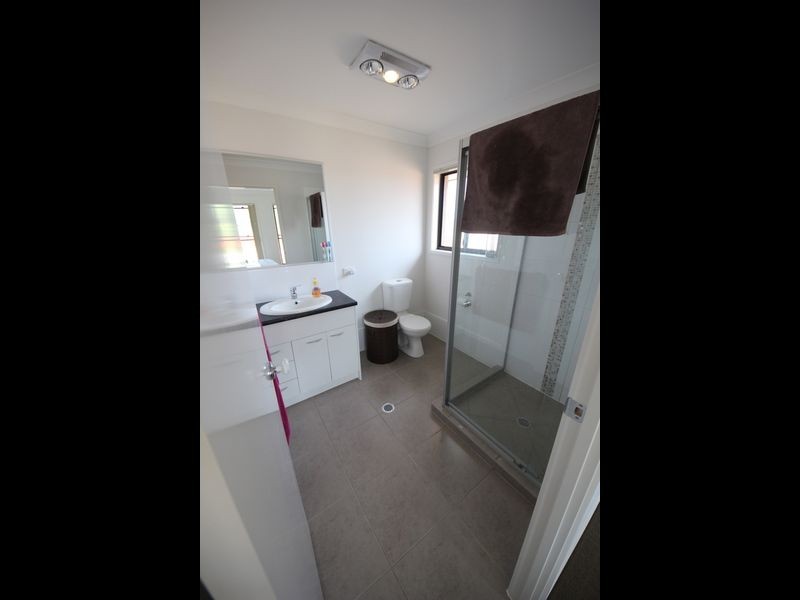 17 Madison Avenue, North Lakes QLD 4509