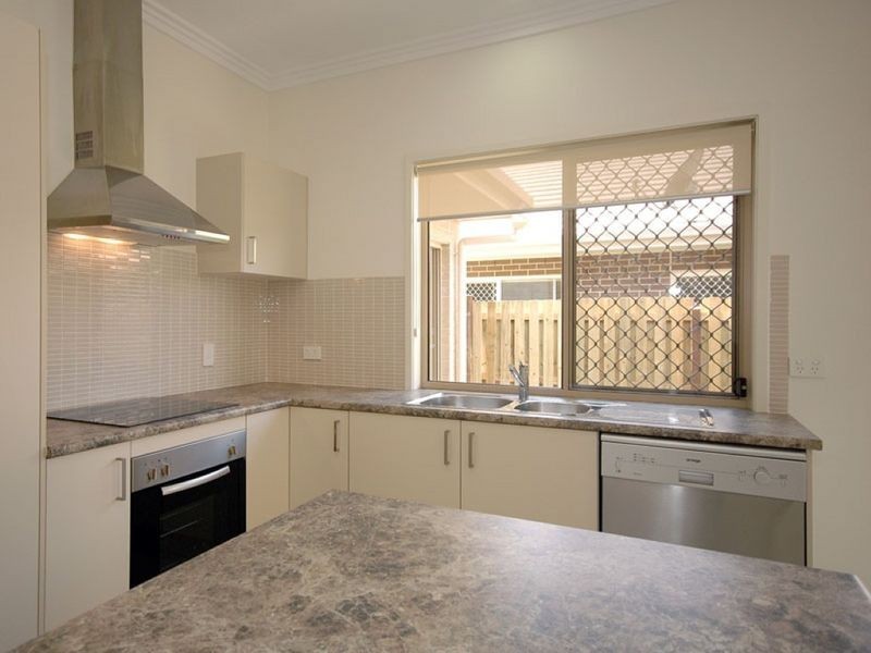 11 Astley Parade, North Lakes QLD 4509