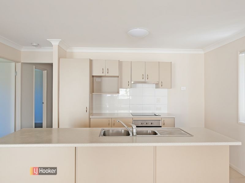 15 Nina Crescent, North Lakes QLD 4509