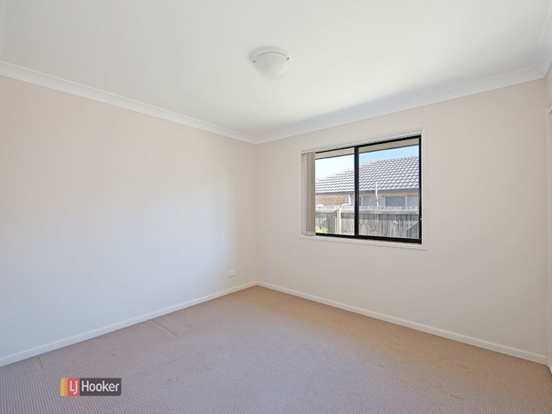 15 Nina Crescent, North Lakes QLD 4509