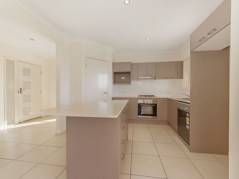 3 Dunes Crescent, North Lakes QLD 4509