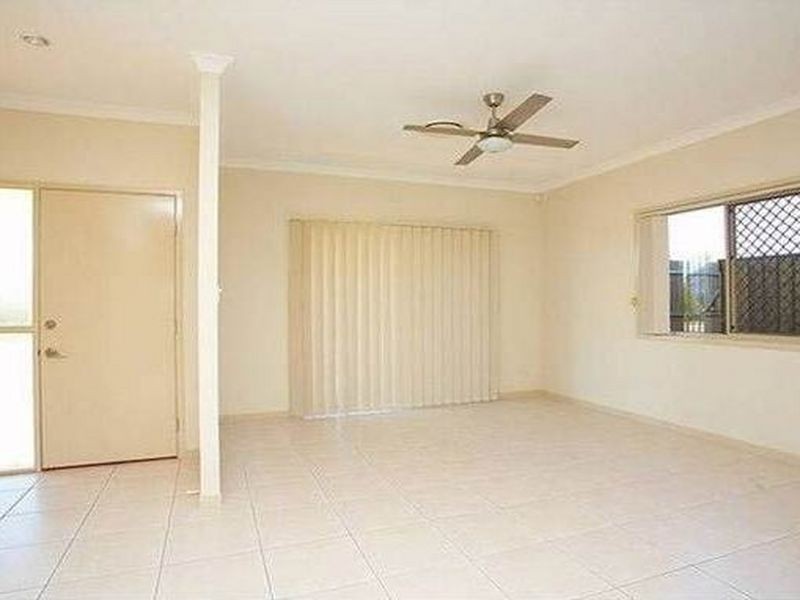 5 Kurrajong Circuit, North Lakes QLD 4509