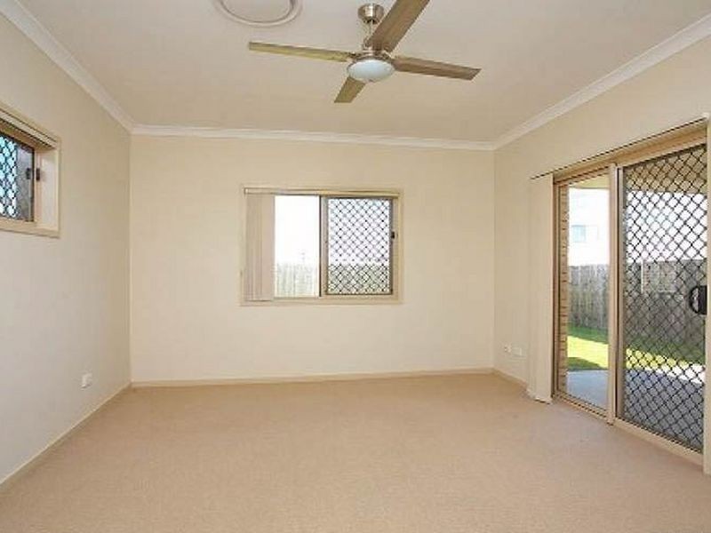 5 Kurrajong Circuit, North Lakes QLD 4509