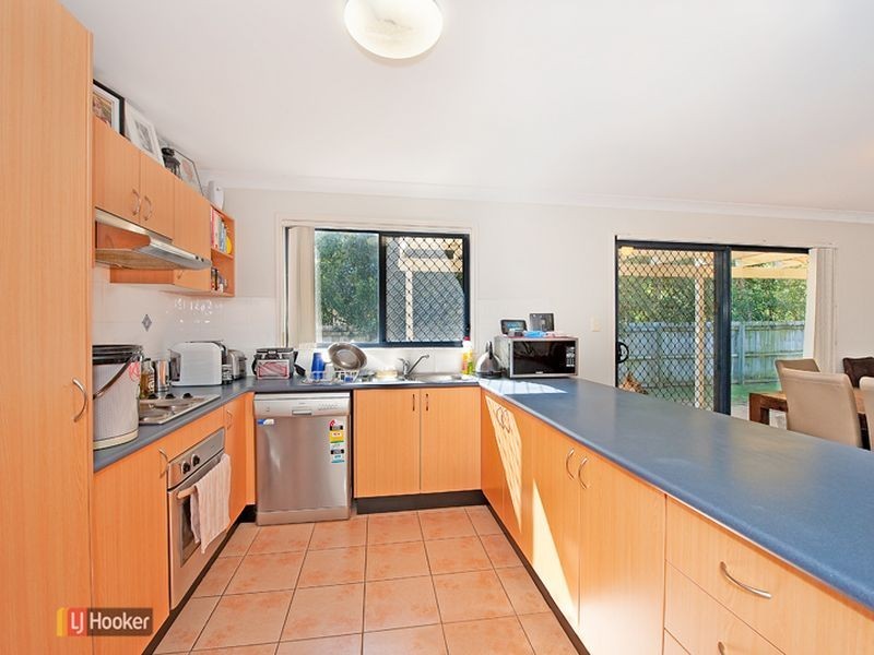 12 Heathcote Avenue, North Lakes QLD 4509